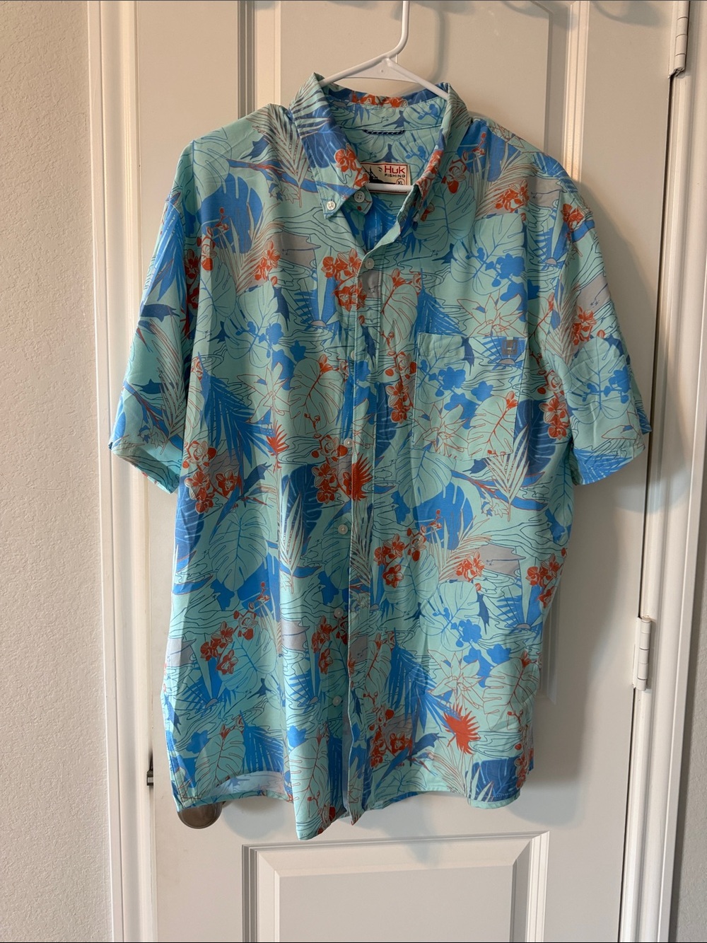 Huk Light Aqua Floral Short-Sleeve Button-Up
